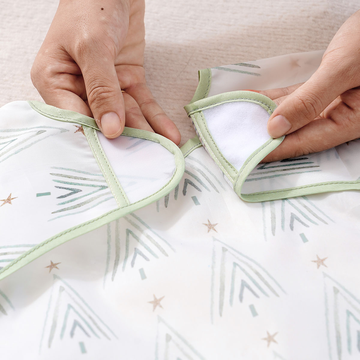 Celemek Bayi Lengan Panjang Da - Bib Long Sleeve ulasan dan harga